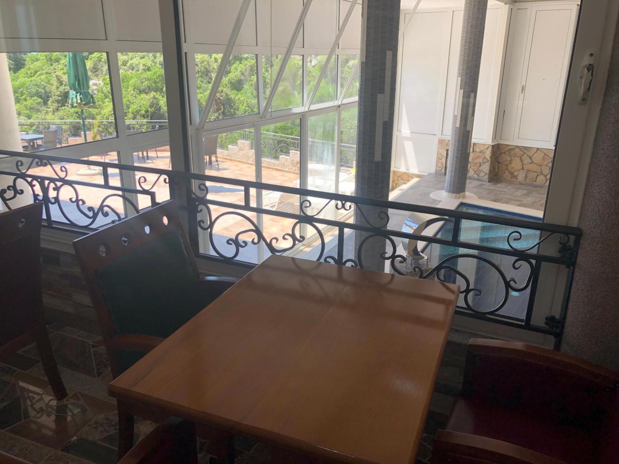 דוברה וודה Novalic Hotel מראה חיצוני תמונה