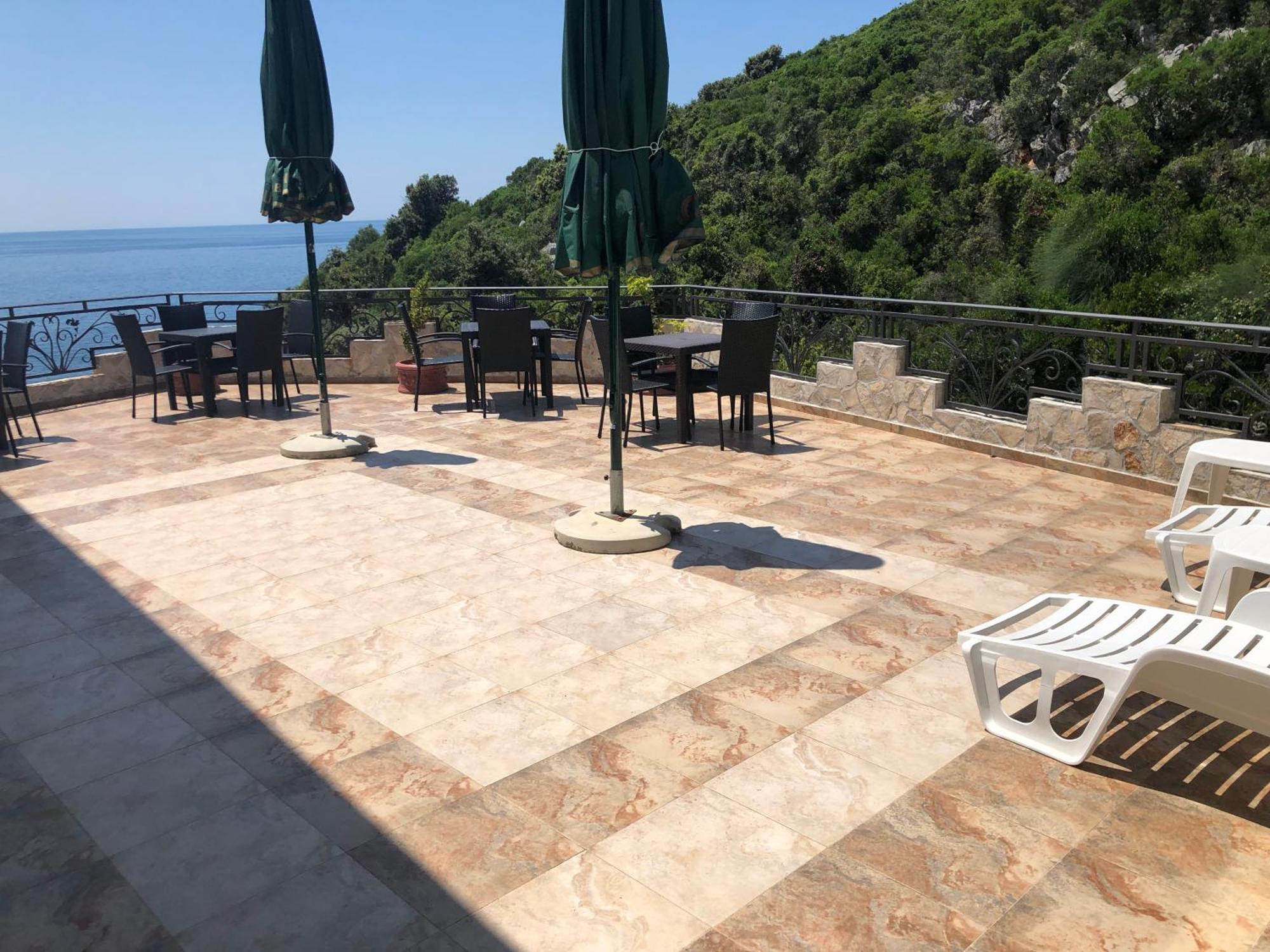 דוברה וודה Novalic Hotel מראה חיצוני תמונה