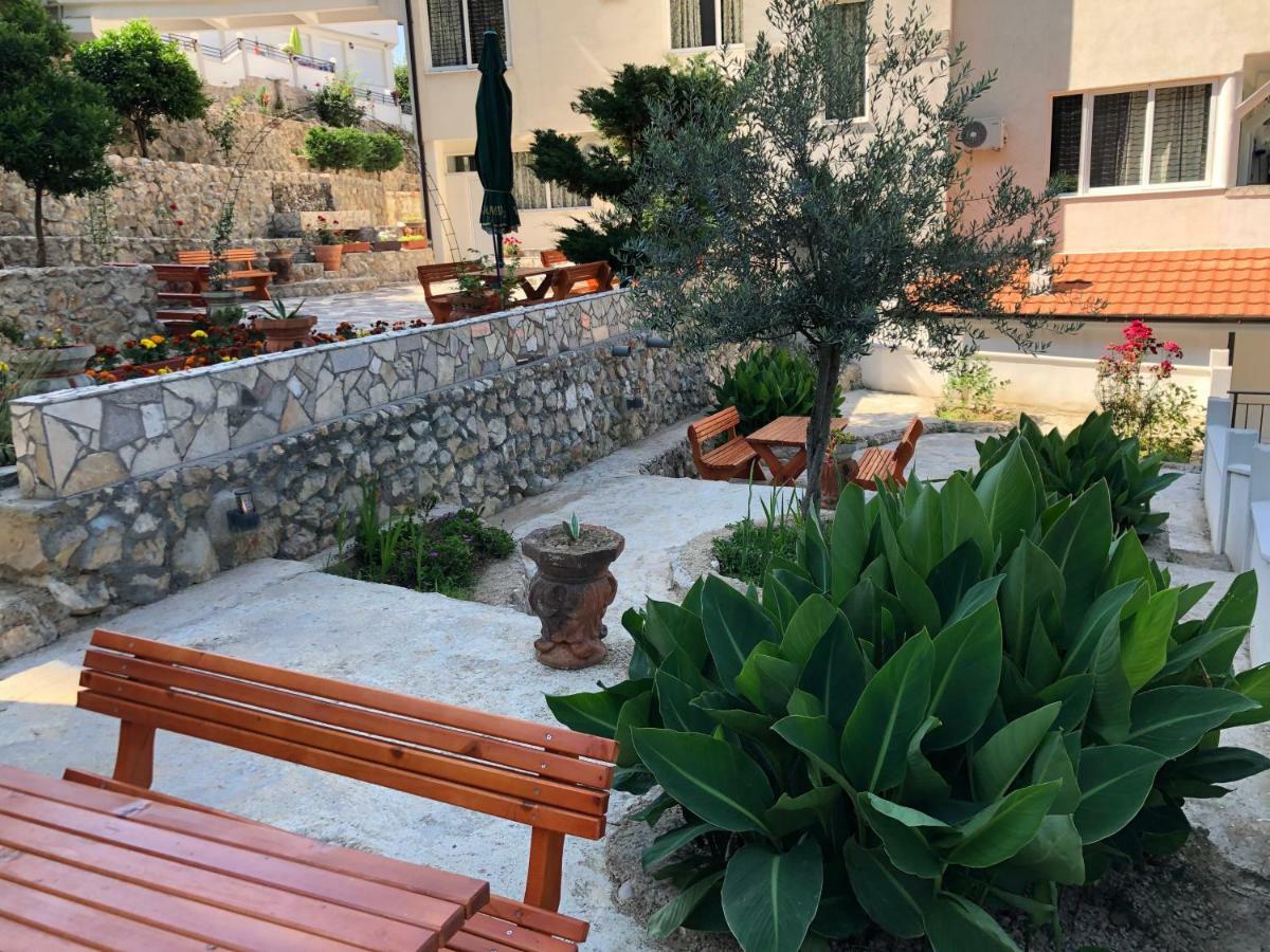 דוברה וודה Novalic Hotel מראה חיצוני תמונה