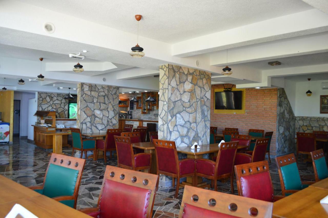 דוברה וודה Novalic Hotel מראה חיצוני תמונה