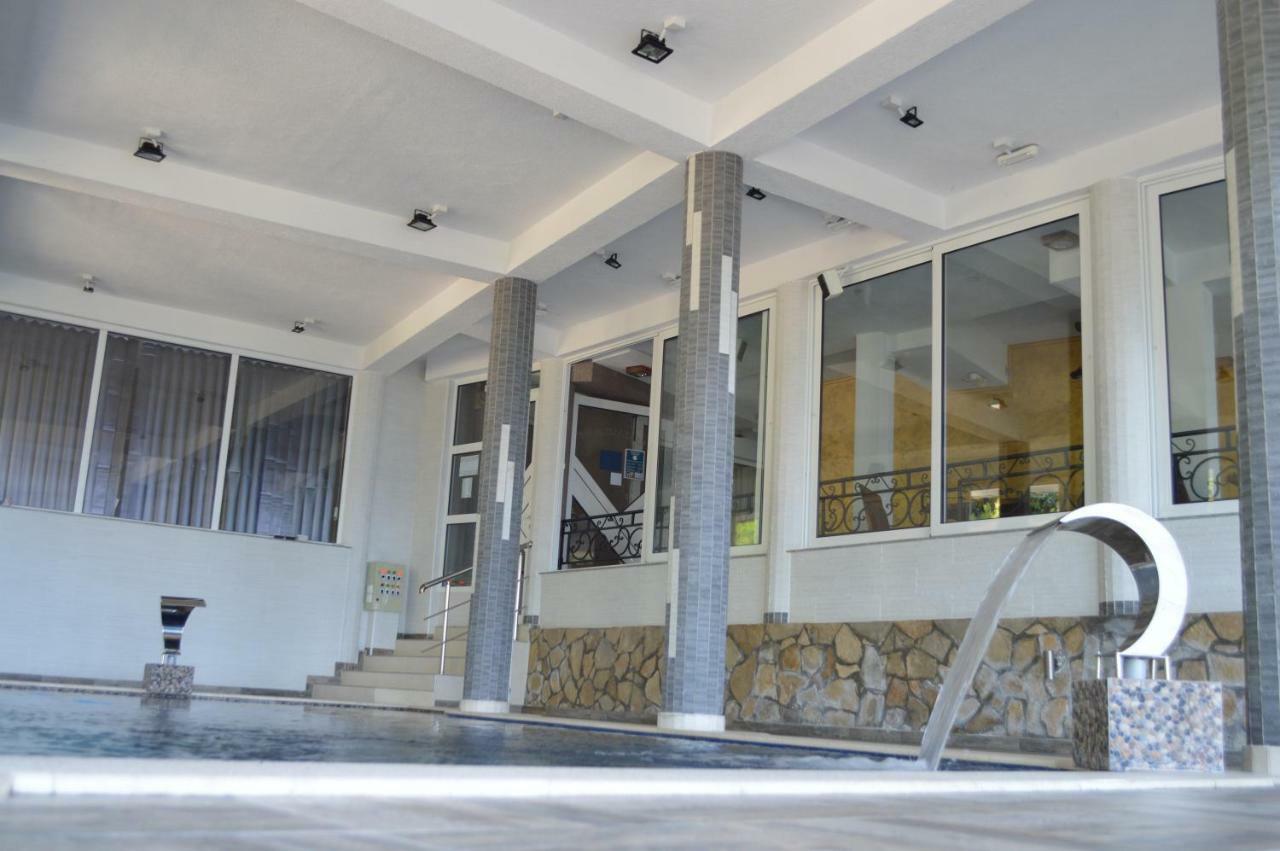 דוברה וודה Novalic Hotel מראה חיצוני תמונה